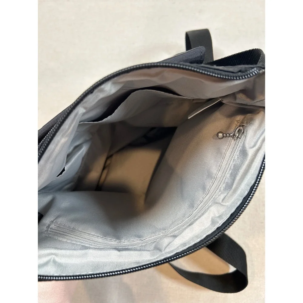 Baggallini Black Town Bagg Crossbody Messenger Adjustable Strap Travel Purse Bag